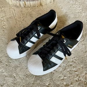 Adidas Superstar Sneakers